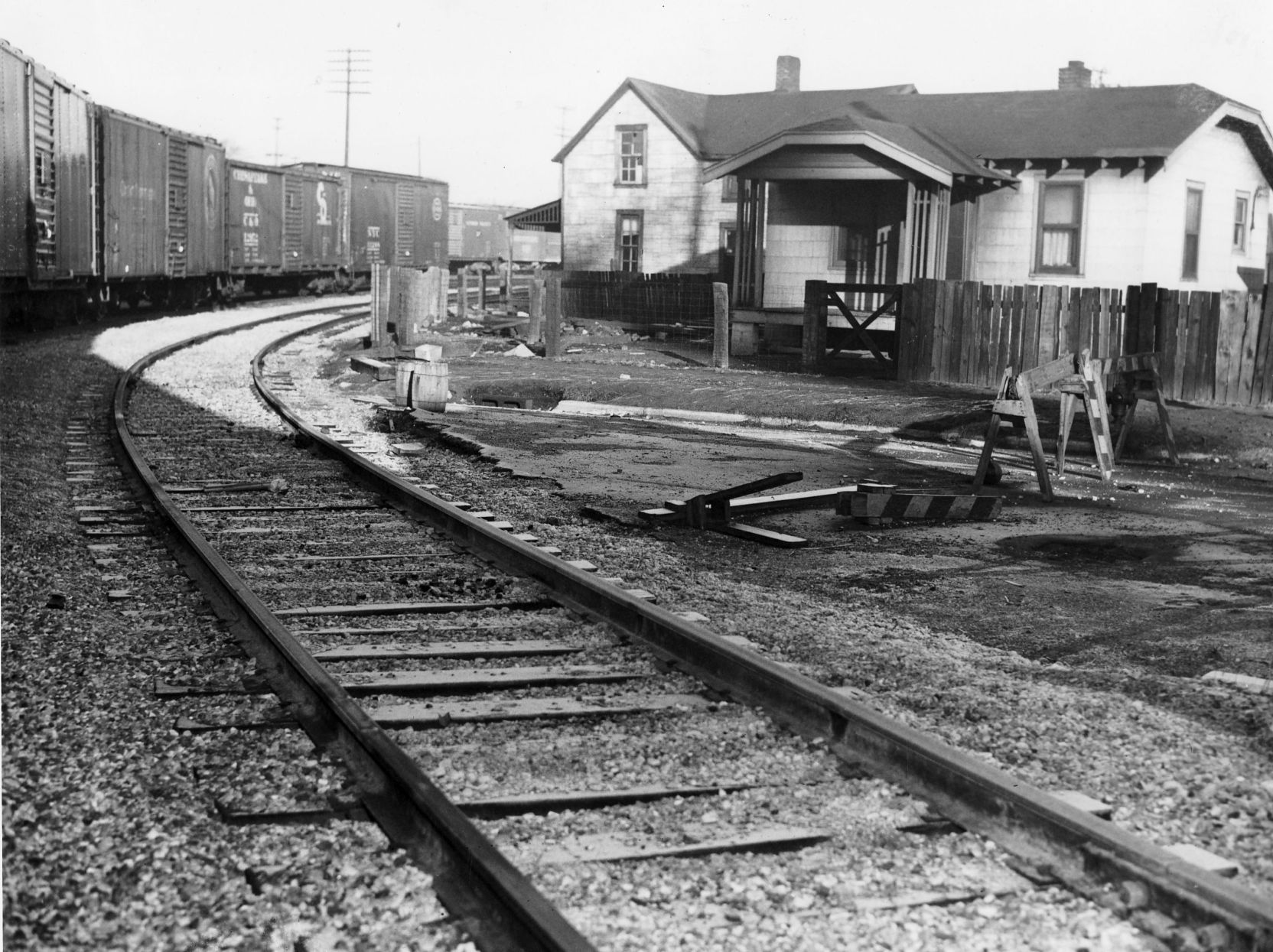 Illinois Central crossing-2 1951.jpg